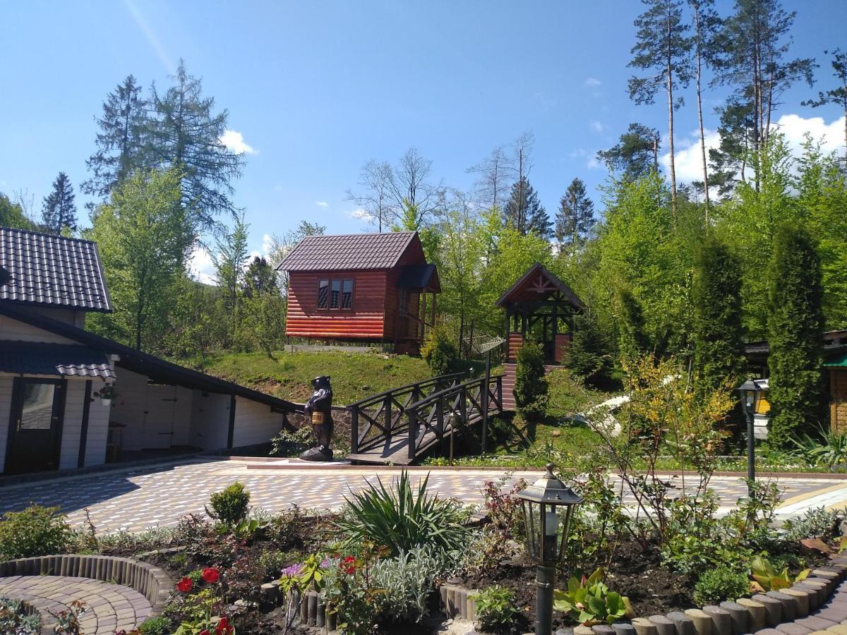 Villa Medova Kosiv Exterior photo